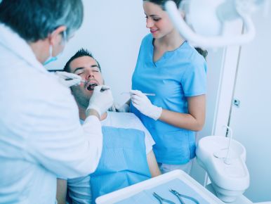 Dental Checkups & Cleanings​